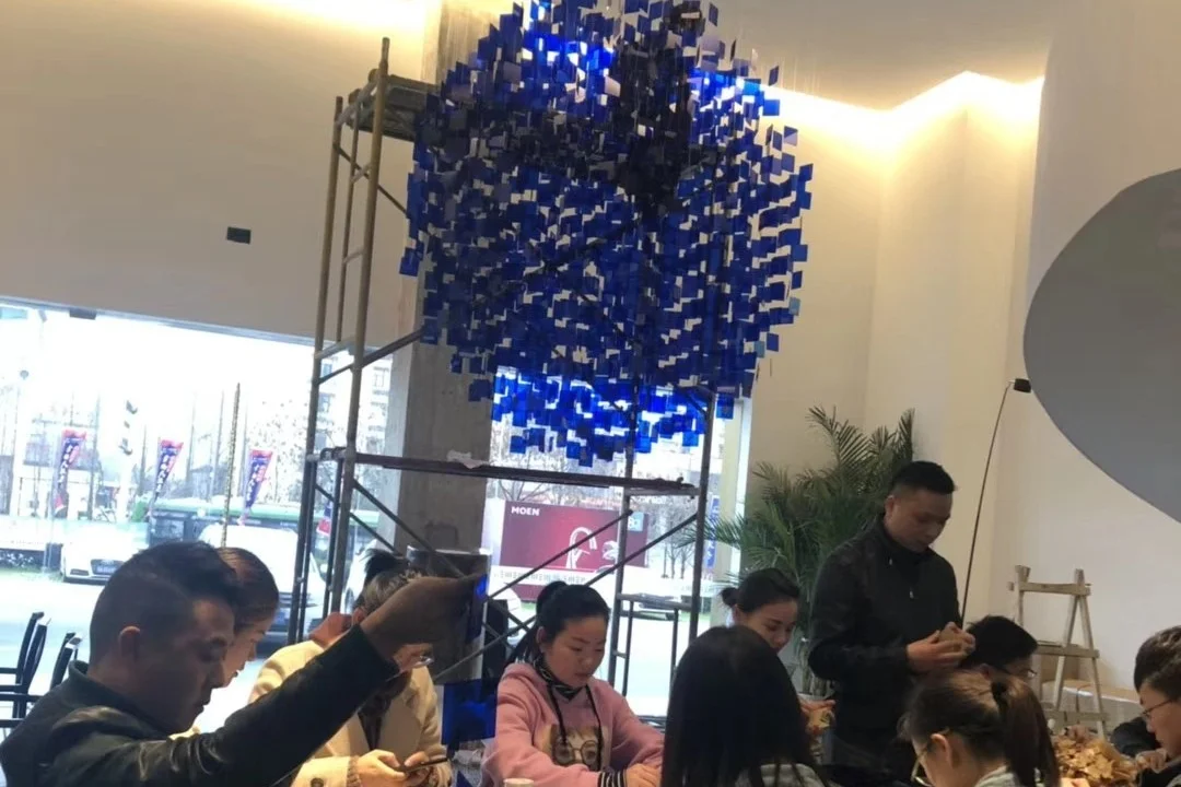 展厅那盏灯，自己拼的 · 2